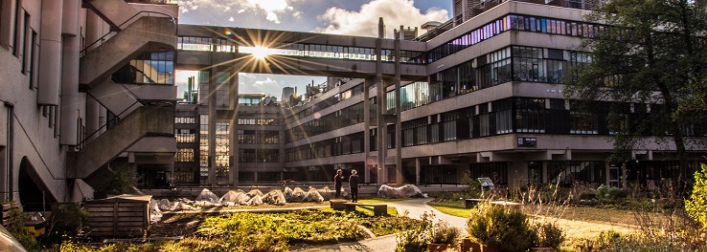 Faculty of Biological Sciences Building