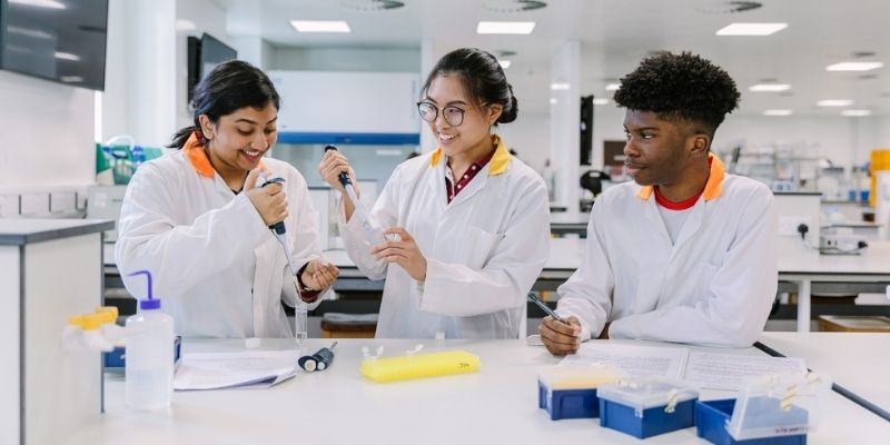 Students in lab