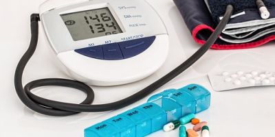 Blood pressure monitoring kit