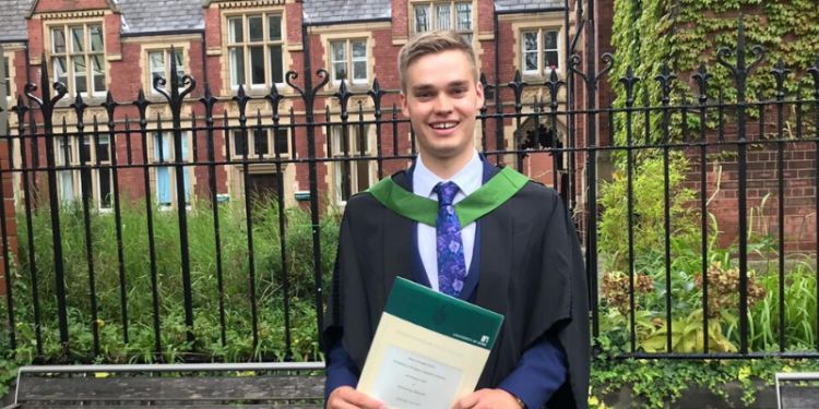 Graduate wins 'British Pharmacological Society' prize