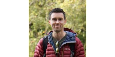 Dr Chris Bell